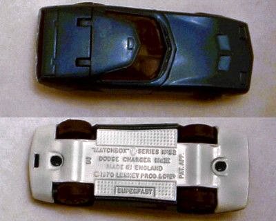 Dodge Charger Mk III Matchbox 1970 - Blue w/ White base